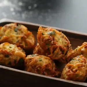 Allo Piyaz pakoda