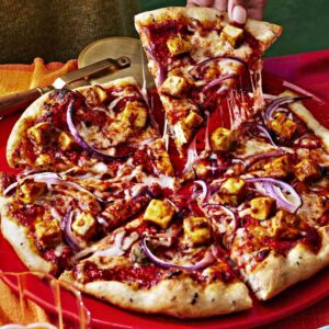Achari Paneer Pizza (Medium)