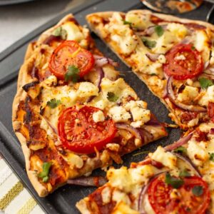 Paneer Tomato Pizza